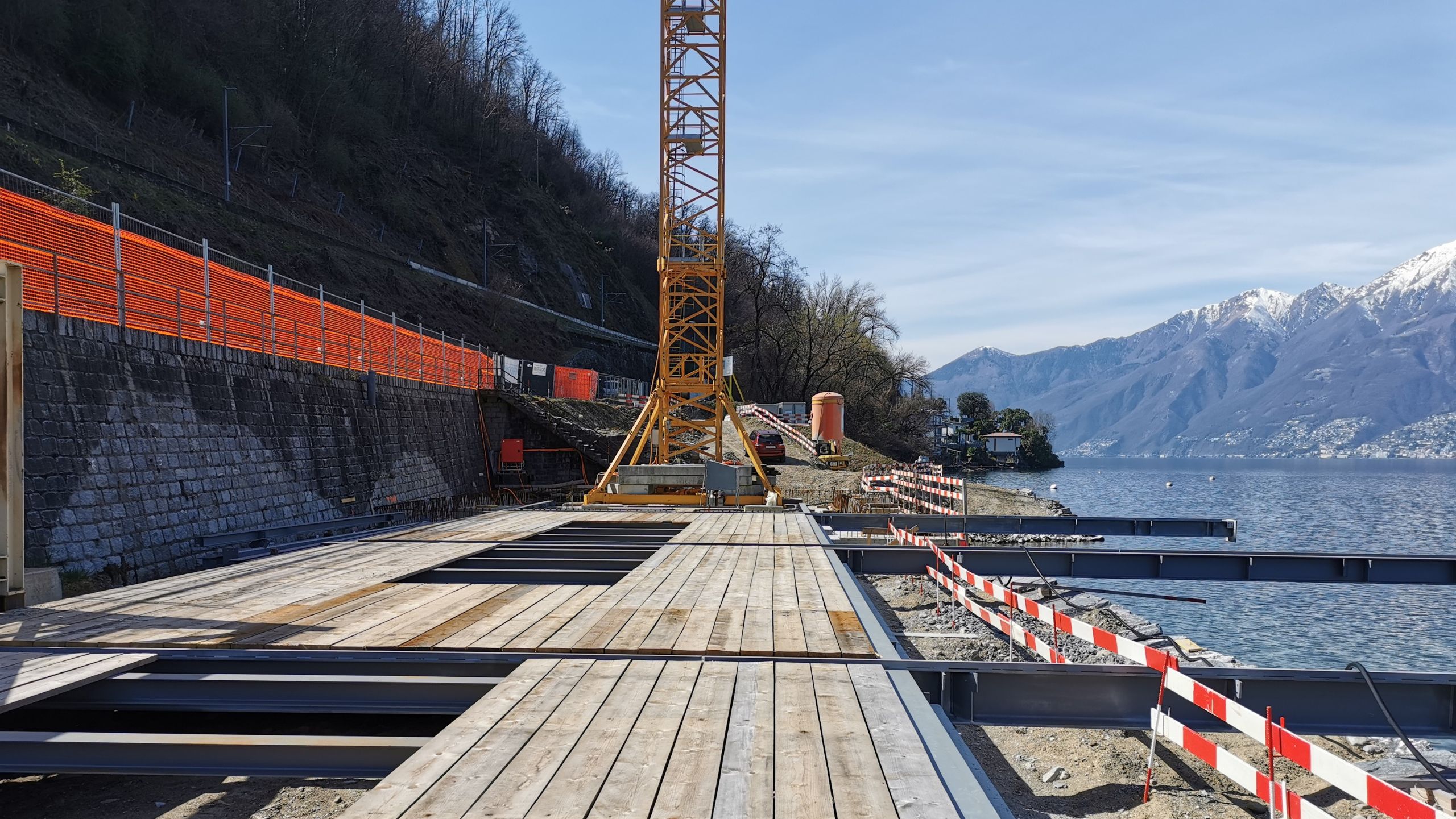 comar srl ha realizzato il nuovo porto a Gambarogno sul Lago Maggiore in Svizzera